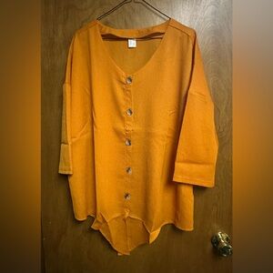 Mustard Button-Up Crinkle Top NWT